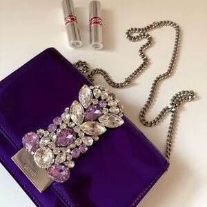 GEDEBE Cliky Mirror Purple Purple Crystal Embellished Clutch